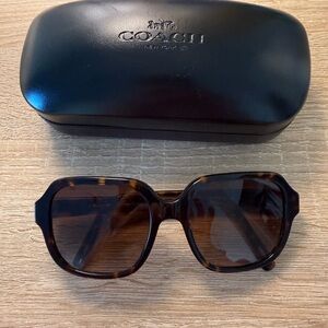 Like New Coach Women’s Tortoise Shell Sunglasses